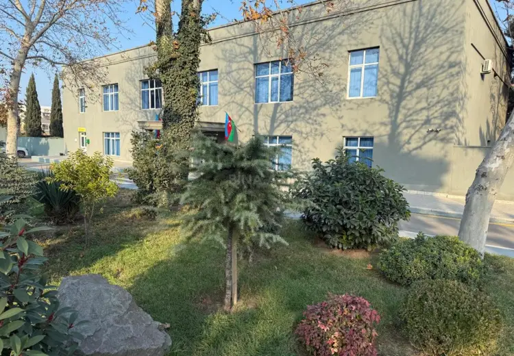 3 600 AZN - 600 m² Obyekt / Ofis Kirayə (aylıq), 28 may qəs., Gəncə