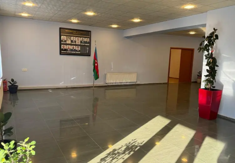 3 600 AZN - 600 m² Obyekt / Ofis Kirayə (aylıq), 28 may qəs., Gəncə