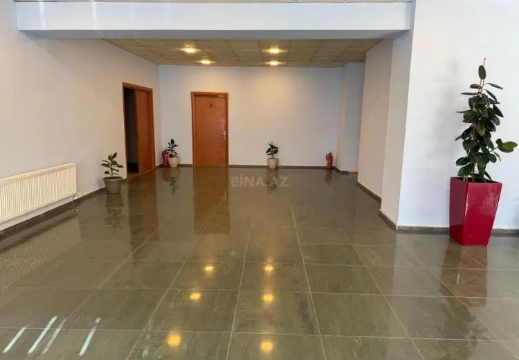 3 600 AZN - 600 m² Obyekt / Ofis Kirayə (aylıq), 28 may qəs., Gəncə