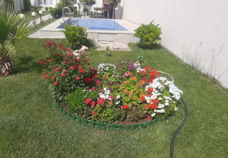 650 AZN - 3 otaqlı mənzil Kirayə (aylıq), Şüvəlan, Xəzər, Bakı