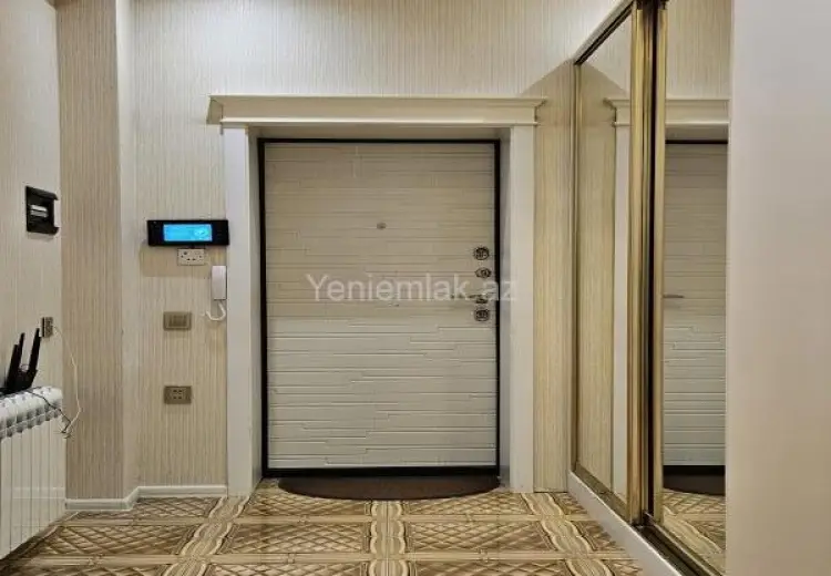 900 AZN - 3 otaqlı mənzil Kirayə (aylıq), 1-ci mikrorayon, Sumqayıt