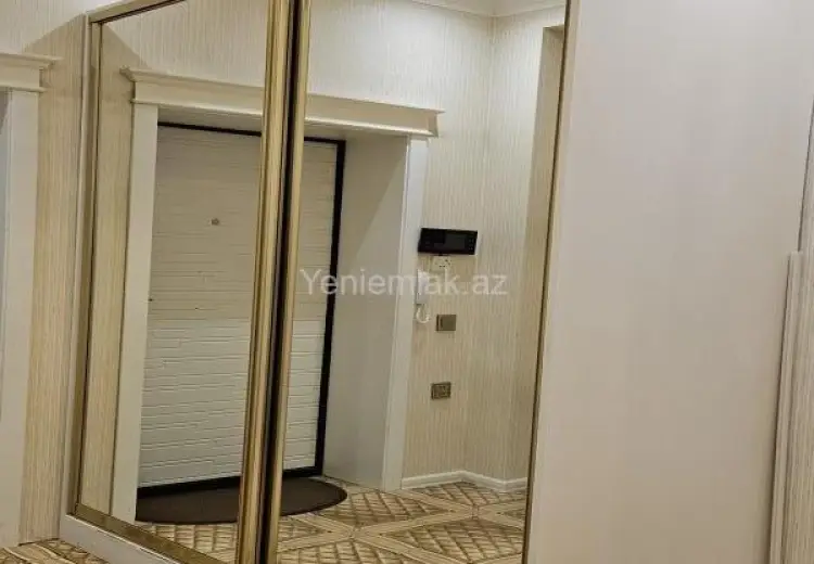 900 AZN - 3 otaqlı mənzil Kirayə (aylıq), 1-ci mikrorayon, Sumqayıt
