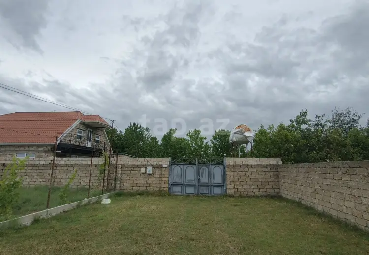 120 000 AZN - 5 otaqlı mənzil , Xaçmaz