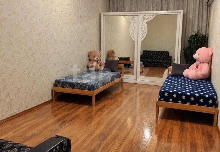 220 AZN - 3 otaqlı mənzil Kirayə (aylıq), 8-ci kilometr, Nizami, Bakı