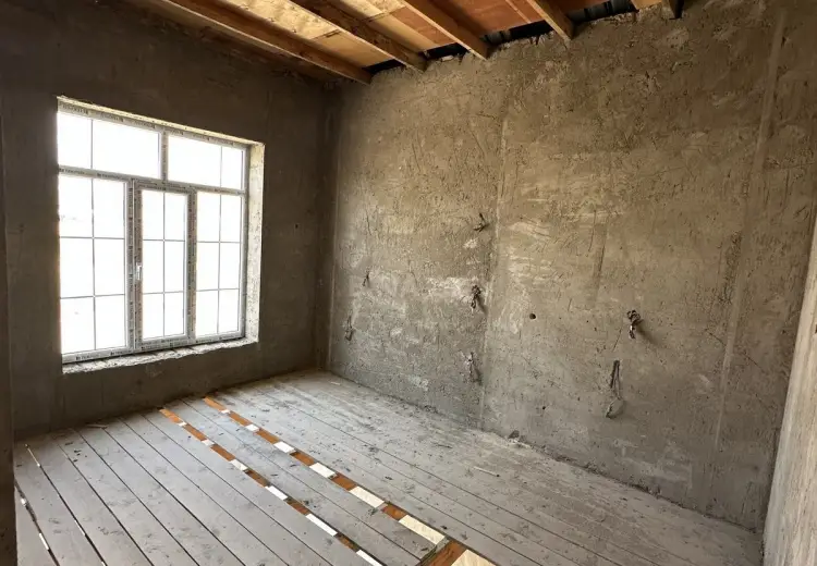 57 000 AZN - 5 otaqlı mənzil Satılır, Qobu, Abşeron
