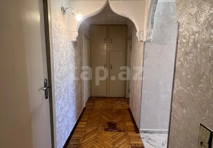 630 AZN - 3 otaqlı mənzil Kirayə (aylıq), 8-ci kilometr, Nizami, Bakı