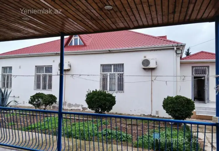650 AZN - 4 otaqlı mənzil Kirayə (aylıq), Hövsan qəs., Suraxanı, Bakı