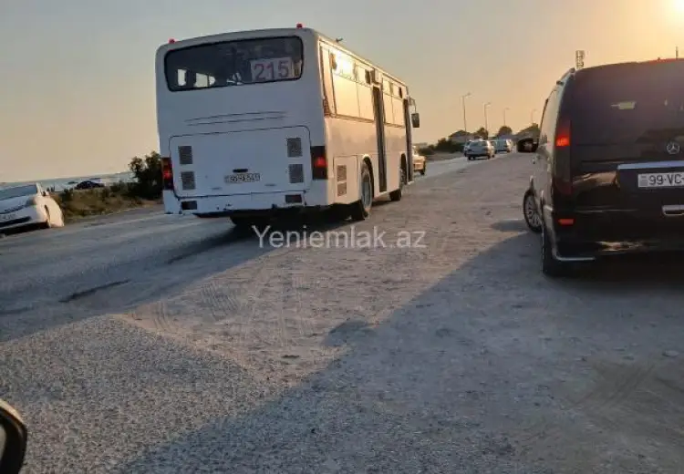 650 AZN - 4 otaqlı mənzil Kirayə (aylıq), Hövsan qəs., Suraxanı, Bakı