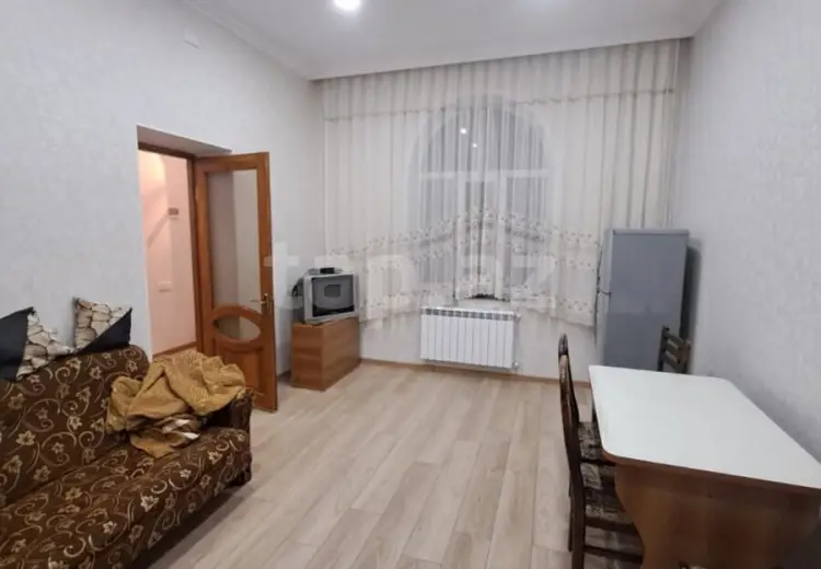 800 AZN - 6 otaqlı mənzil Kirayə (aylıq), Bakıxanov qəs., Sabunçu, Bakı