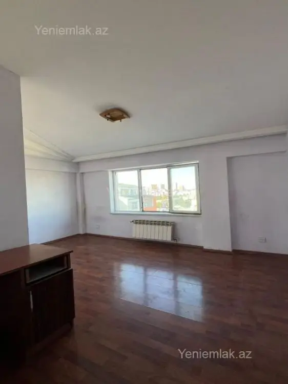 233 000 AZN - 4 otaqlı mənzil Satılır, Nizami, Bakı