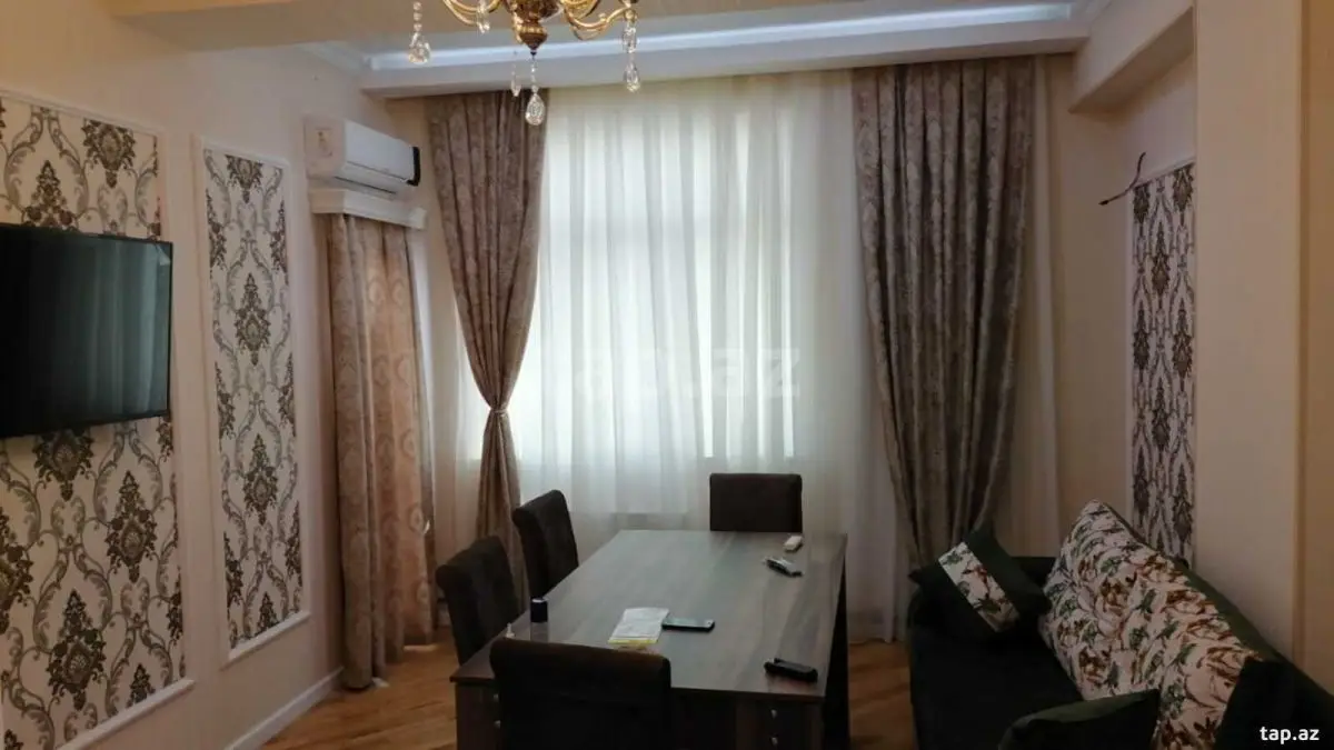 600 AZN - 2 otaqlı mənzil Kirayə (aylıq), Bakı