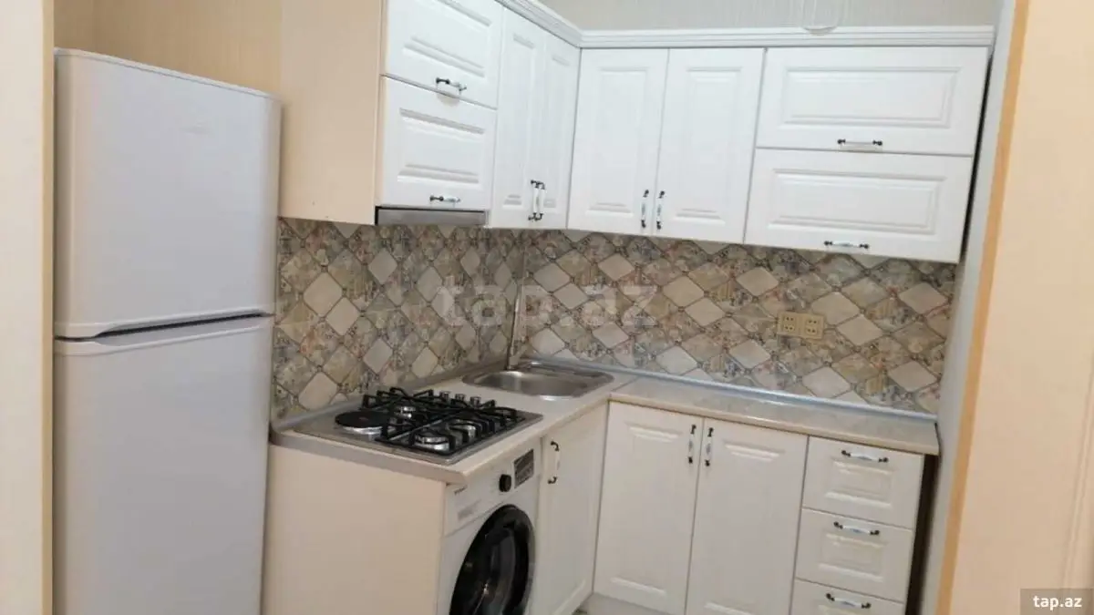 600 AZN - 2 otaqlı mənzil Kirayə (aylıq), Bakı