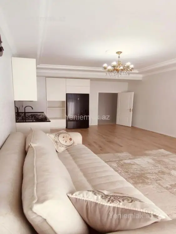 650 AZN - 3 otaqlı mənzil Kirayə (aylıq), Sumqayıt Bulvarı, Sumqayıt
