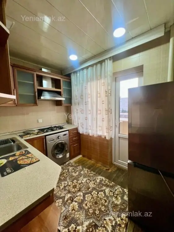 850 AZN - 4 otaqlı mənzil Kirayə (aylıq), 8-ci mikrorayon, Binəqədi, Bakı