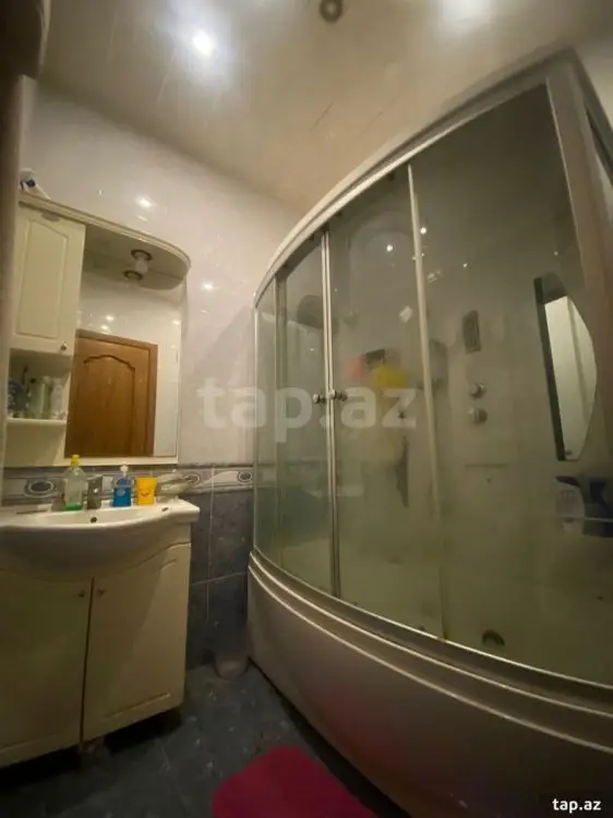 1 000 AZN - 3 otaqlı mənzil Kirayə (aylıq), Bakı