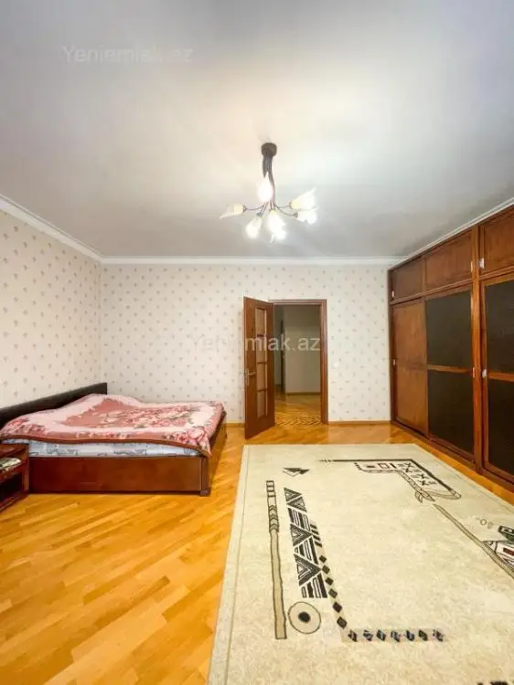 450 000 AZN - 4 otaqlı mənzil Satılır, Yasamal qəs., Nizami, Bakı