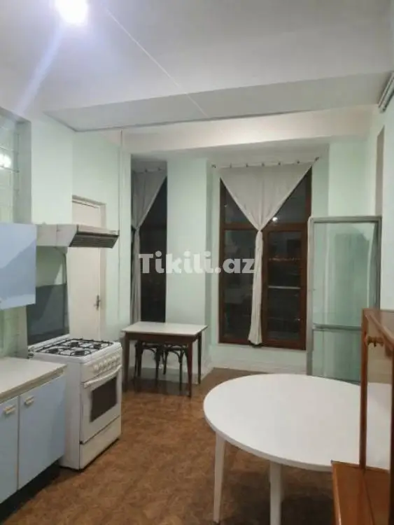 1 700 000 AZN - 4 otaqlı mənzil Satılır, İçəri şəhər, Səbail, Bakı