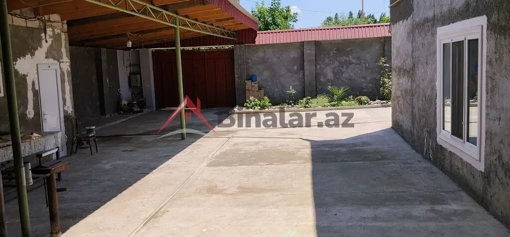 95 000 AZN - 4 otaqlı mənzil Satılır, Quba