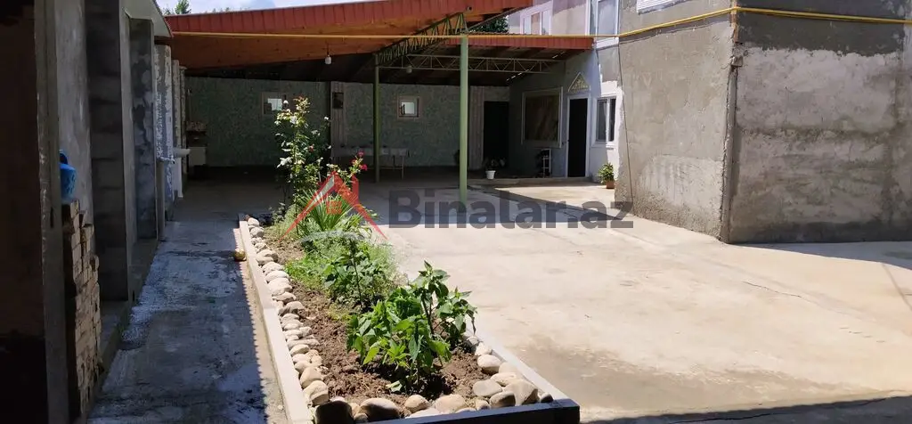 95 000 AZN - 4 otaqlı mənzil Satılır, Quba