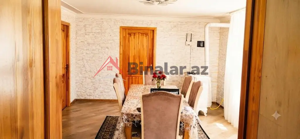 95 000 AZN - 4 otaqlı mənzil Satılır, Quba