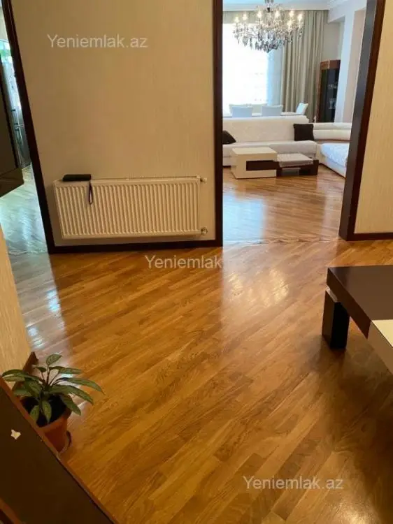 300 000 AZN - 3 otaqlı mənzil Satılır, 7-ci mikrorayon, Binəqədi, Bakı
