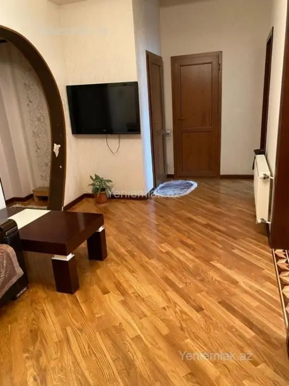 300 000 AZN - 3 otaqlı mənzil Satılır, 7-ci mikrorayon, Binəqədi, Bakı