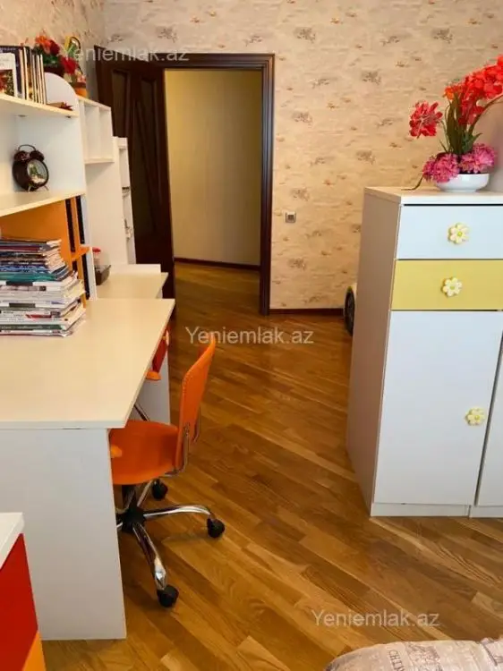 300 000 AZN - 3 otaqlı mənzil Satılır, 7-ci mikrorayon, Binəqədi, Bakı