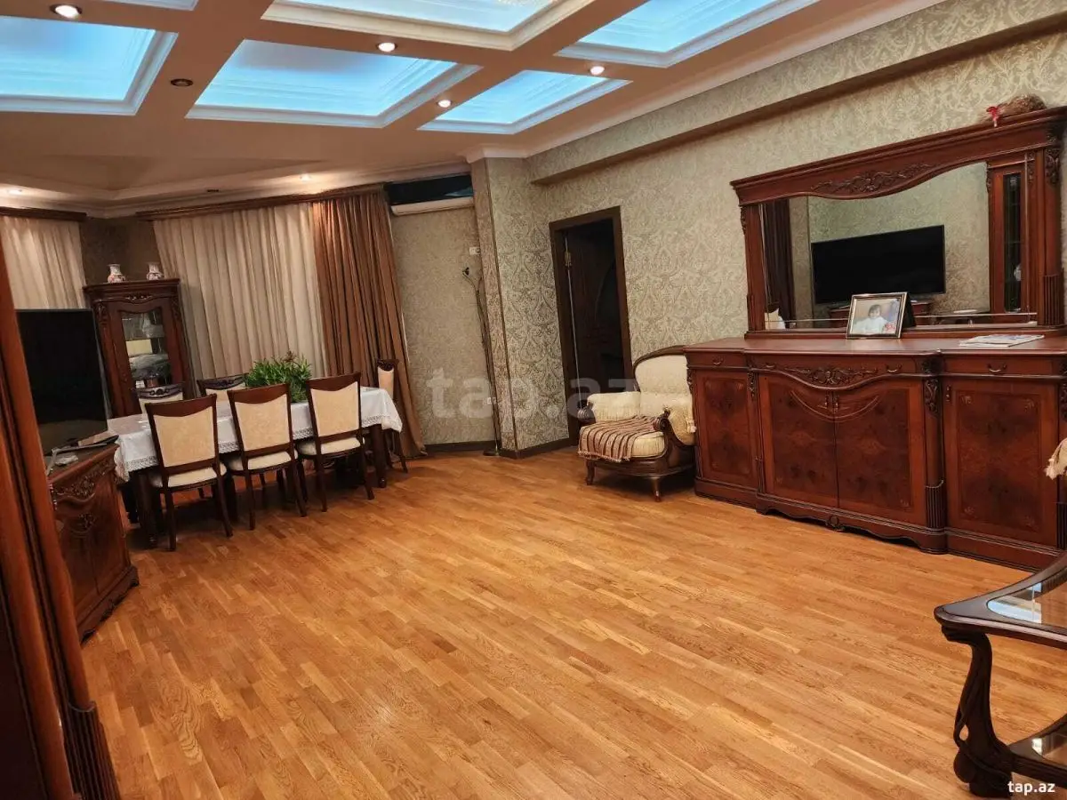 1 400 AZN - 5 otaqlı mənzil Kirayə (aylıq), Bakı