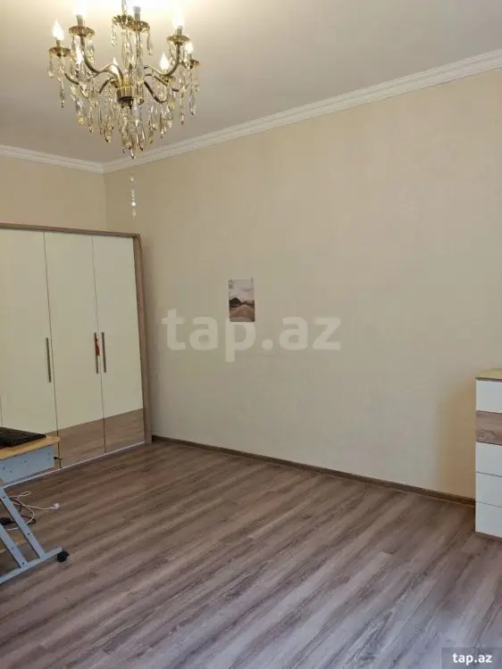 450 000 AZN - 8 otaqlı mənzil , Yeni Yasamal qəs., Yasamal, Bakı