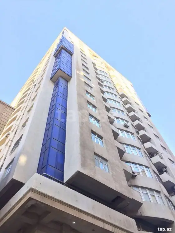 1 000 AZN - 3 otaqlı mənzil Kirayə (aylıq), Bakı