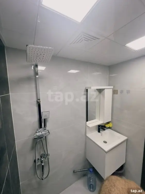 670 AZN - 2 otaqlı mənzil Kirayə (aylıq), Bakı