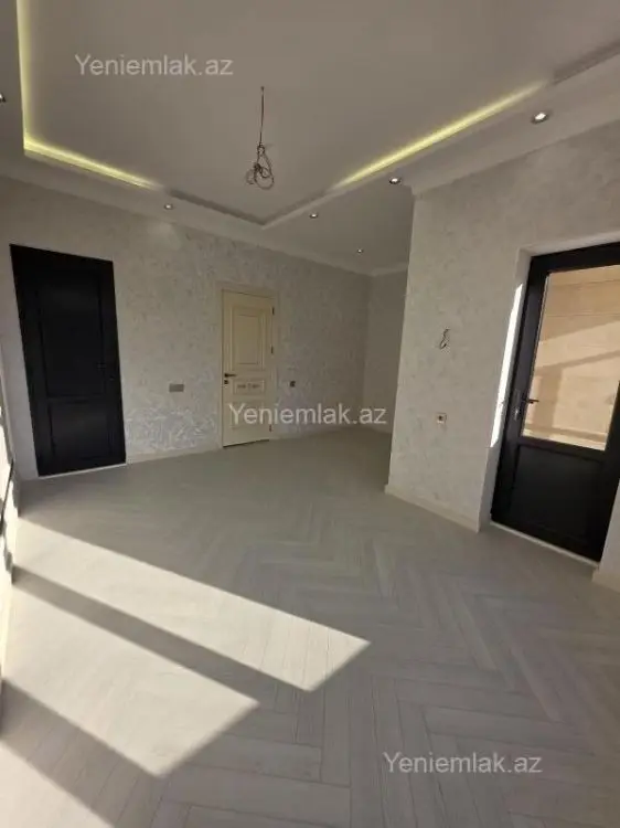 360 000 AZN - 7 otaqlı mənzil Satılır, Qaraçuxur qəs., Suraxanı, Bakı