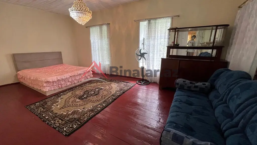 80 AZN - 3 otaqlı mənzil Kirayə (aylıq), Qax
