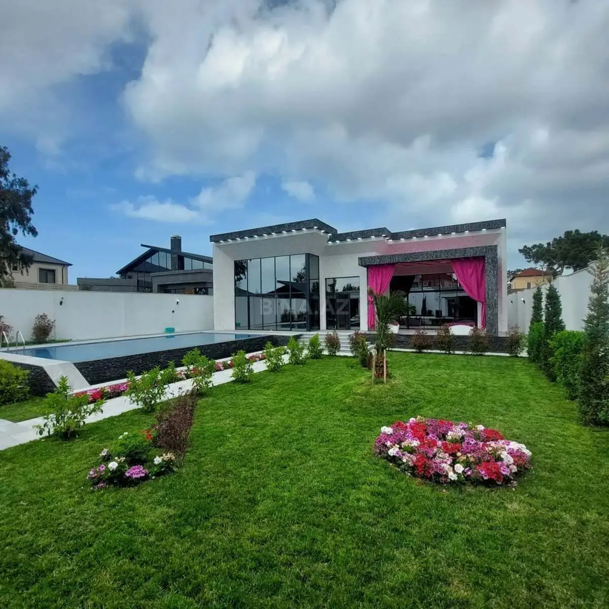 5 000 AZN - 4 otaqlı mənzil Kirayə (aylıq), Mərdəkan, Xəzər, Bakı