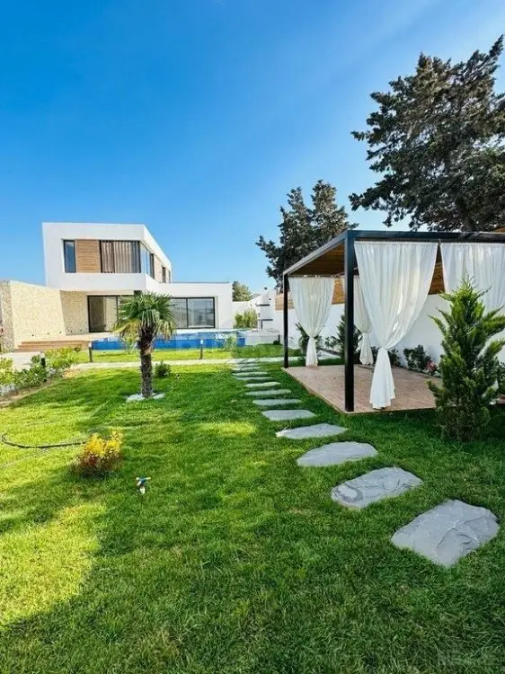 5 000 AZN - 4 otaqlı mənzil Kirayə (aylıq), Şüvəlan, Xəzər, Bakı