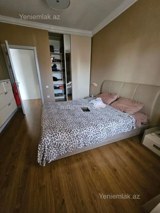 256 000 AZN - 4 otaqlı mənzil Satılır, 8-ci mikrorayon, Binəqədi, Bakı