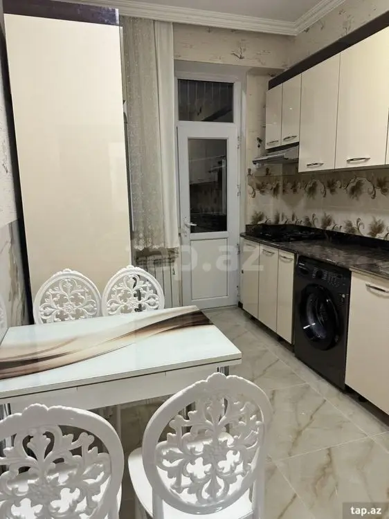600 AZN - 4 otaqlı mənzil Kirayə (aylıq), Xırdalan