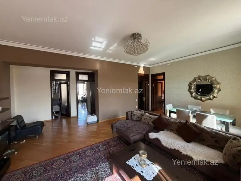 1 400 AZN - 3 otaqlı mənzil Kirayə (aylıq), Səbail, Bakı
