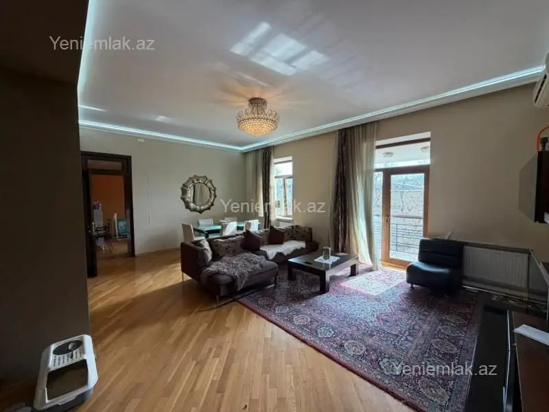 1 400 AZN - 3 otaqlı mənzil Kirayə (aylıq), Səbail, Bakı
