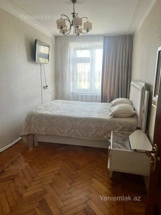 136 000 AZN - 3 otaqlı mənzil Satılır, 1-ci mikrorayon, Sumqayıt