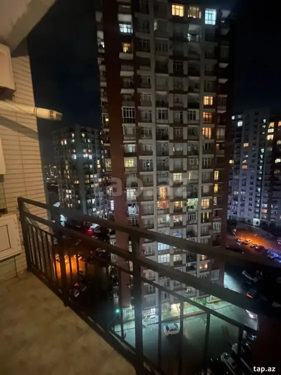 1 000 AZN - 3 otaqlı mənzil Kirayə (aylıq), Bakı