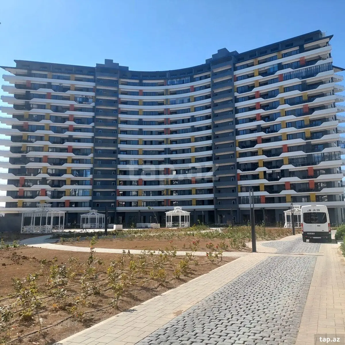 147 000 AZN - 2 otaqlı mənzil, Binəqədi, Bakı