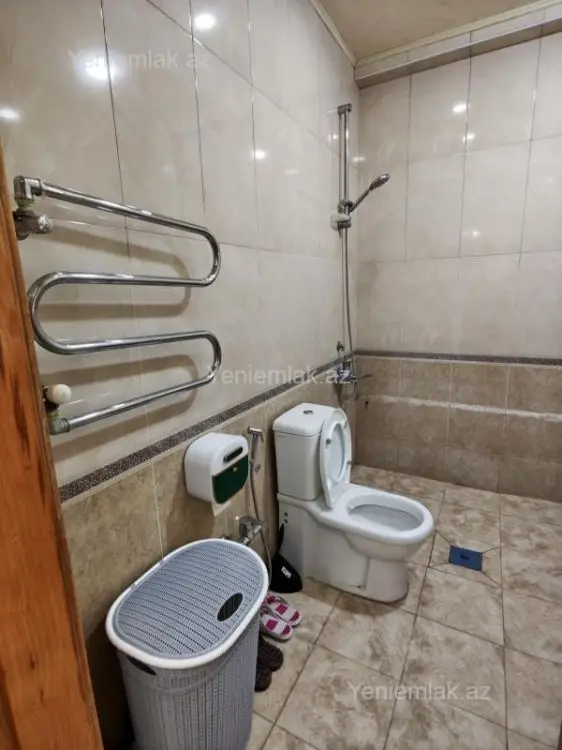 250 000 AZN - 3 otaqlı mənzil Satılır, 8-ci mikrorayon, Binəqədi, Bakı
