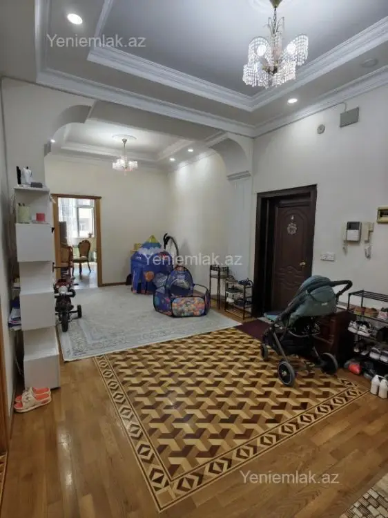 250 000 AZN - 3 otaqlı mənzil Satılır, 8-ci mikrorayon, Binəqədi, Bakı