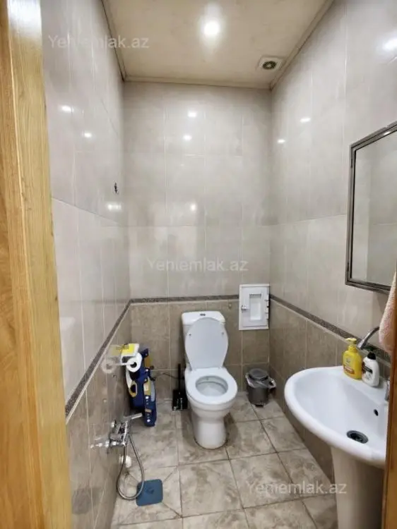 250 000 AZN - 3 otaqlı mənzil Satılır, 8-ci mikrorayon, Binəqədi, Bakı