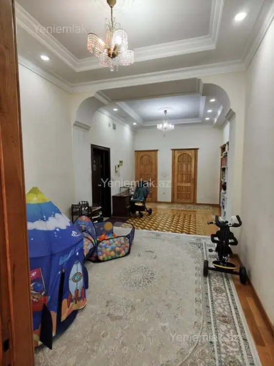 250 000 AZN - 3 otaqlı mənzil Satılır, 8-ci mikrorayon, Binəqədi, Bakı