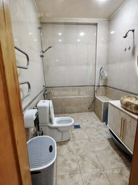 250 000 AZN - 3 otaqlı mənzil Satılır, 8-ci mikrorayon, Binəqədi, Bakı