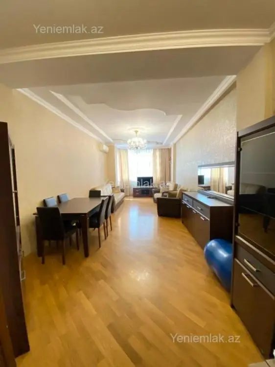 800 AZN - 3 otaqlı mənzil Kirayə (aylıq), Yasamal qəs., Yasamal, Bakı