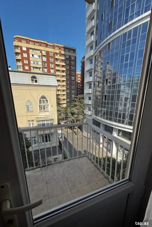 600 AZN - 1 otaqlı mənzil Kirayə (aylıq), Bakı