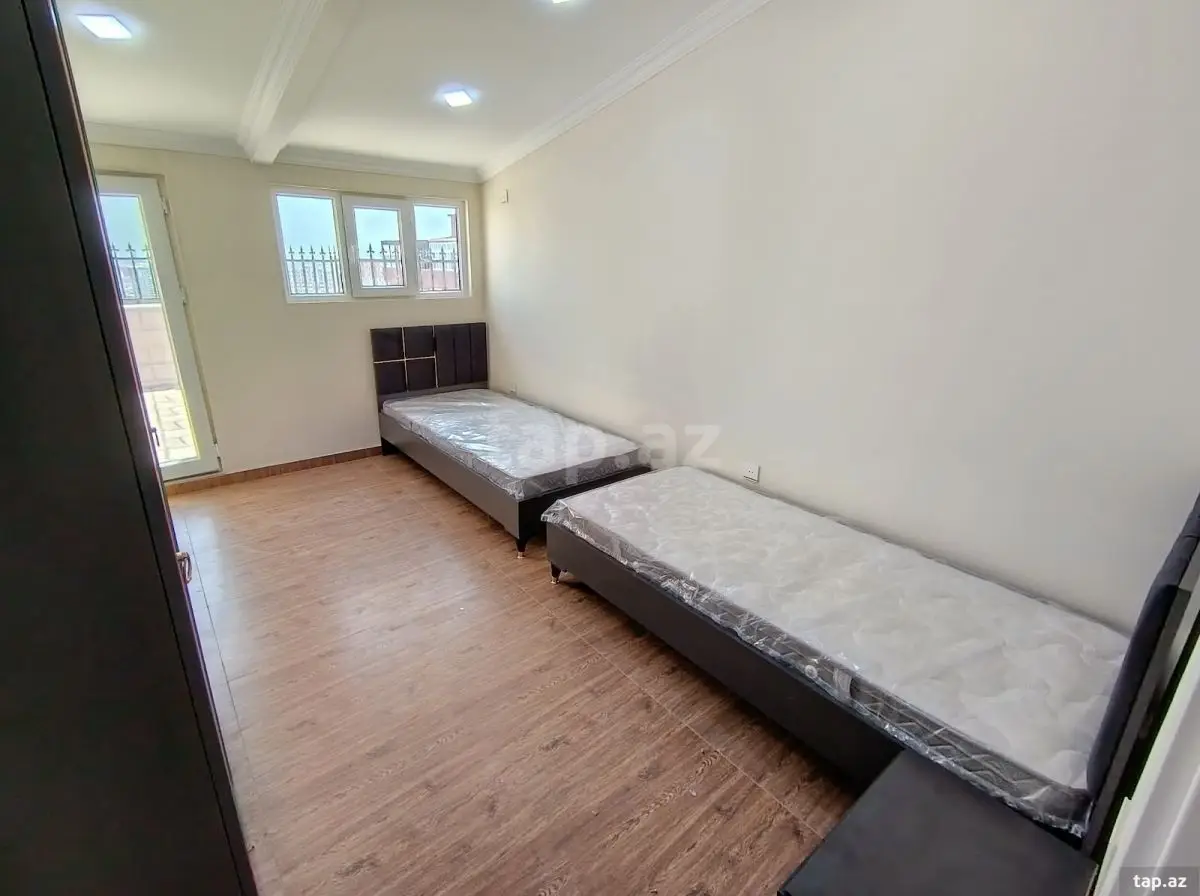 900 AZN - 4 otaqlı mənzil Kirayə (aylıq), Bakı